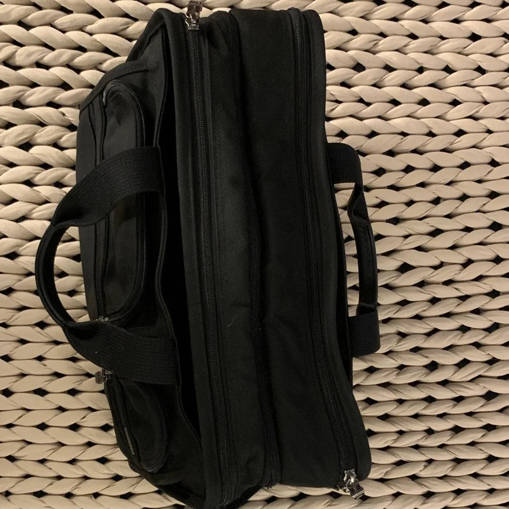 Tumi Black Men's Briefcase (Ballistic Nylon)